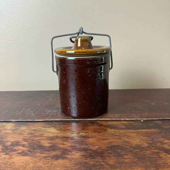 Vintage Cheese‎ Butter Crock with metal closure farmhouse french country Rustic - Picture 1 of 9